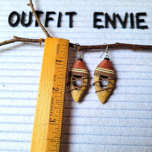 African Wood Earring - Picture 5 of 5